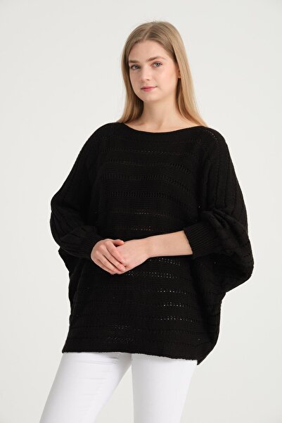 della moor Women's Black Italian Perforated Bat Sleeve Knitwear Sweater