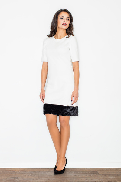 Figl White dress with fur and short sleeves - M429 size L
