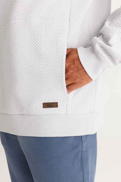 AC&Co / Altınyıldız Classics Light Gray Loose Fit Stand Collar Fleece Lined 3 Thread Patterned Sweatshirt