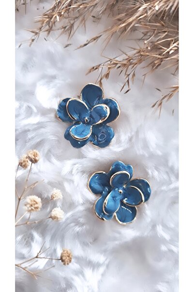 Serenity أقراط فولاذية على شكل زهرة مينا لامعة