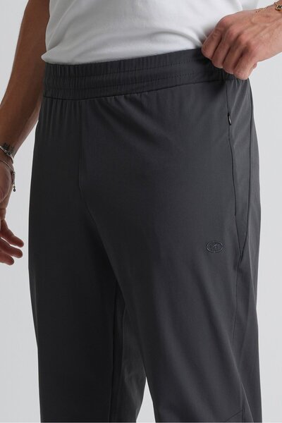 Shooter Sportswear Anthracite Men's Sweatpants with Elasticated Legs, Lace-Up Waist, Zippered Pockets, Standard Fit