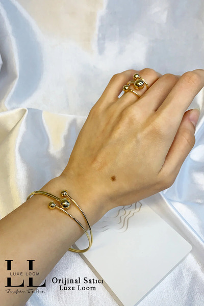 Luxe Loom Zarafetin Işıltısı Kadın Şık Kararmayan Çelik Gold Renk Ayarlanabilir Stres Bilekliği Yüzük Seti 001