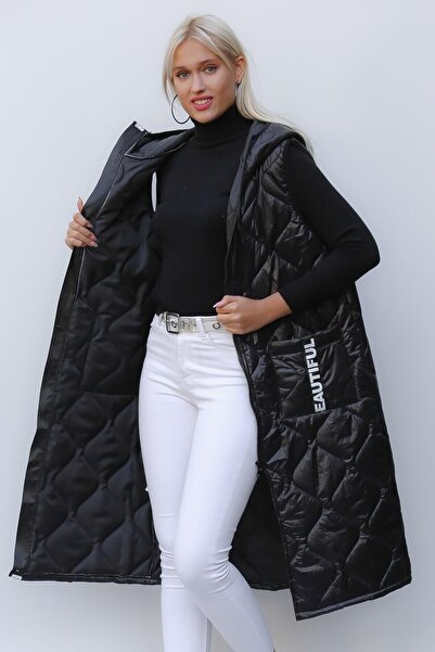 della moor Women's Black Hooded Oversize Puffer Long Vest