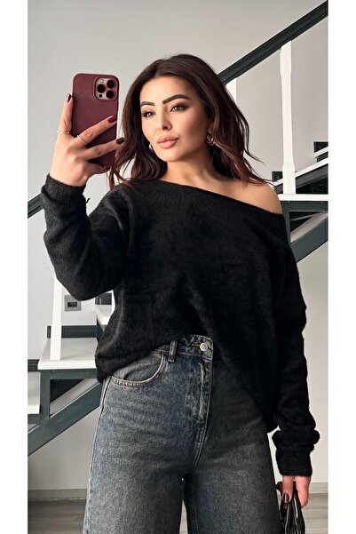 Oslove Black low shoulder bearded sweater