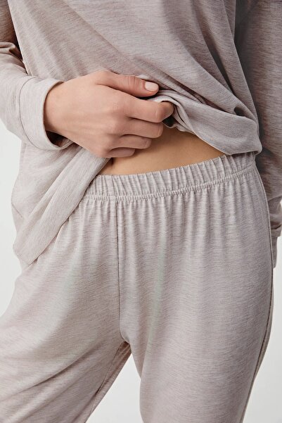 Catherine's Catherines Soft Textured Fabric Circular Neck Long Women's Pajama Set