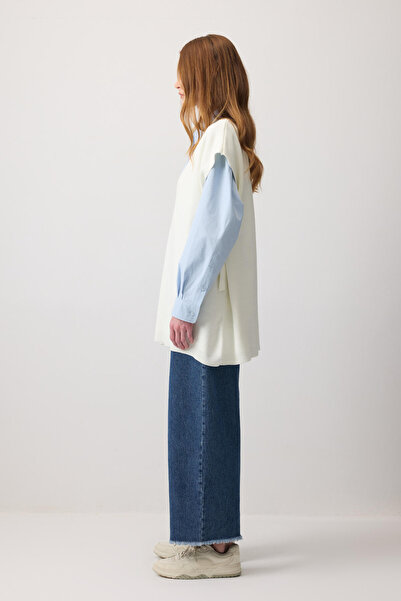 Touché Privé V-Necklace with Lace-Up Sides Tricot Sweater