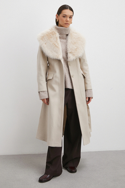 Never more Fur Collar Belted Cashmere Coat Beige
