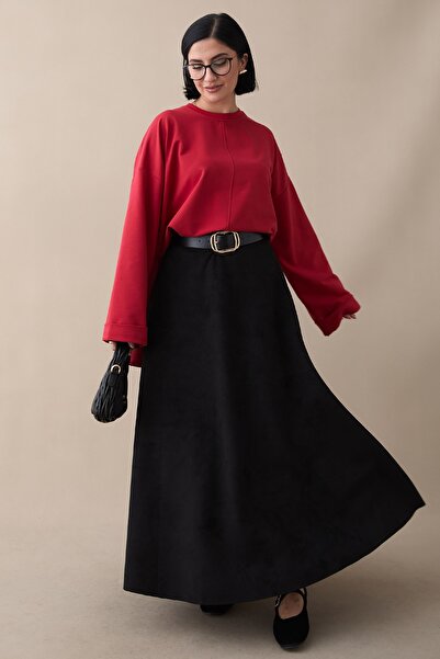 InStyle Oversized Red Sweatshirt with Folded Sleeves