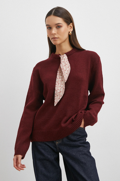 Never more Long Sleeve Sweater with Scarf Brown