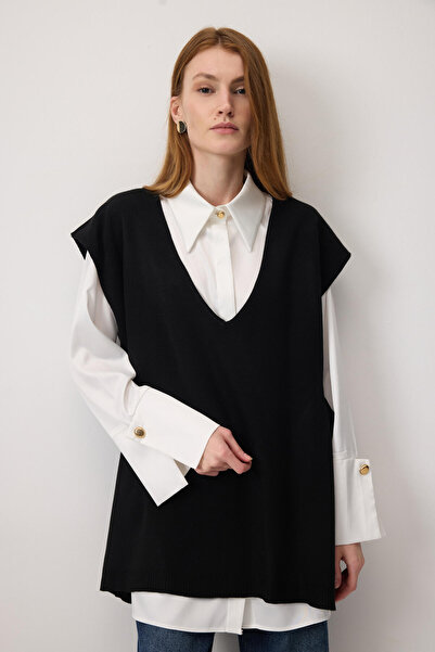 Touché Privé V-Necklace with Lace-Up Sides Tricot Sweater