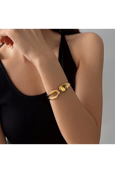 Ayzen Stylish Adjustable Bracelet