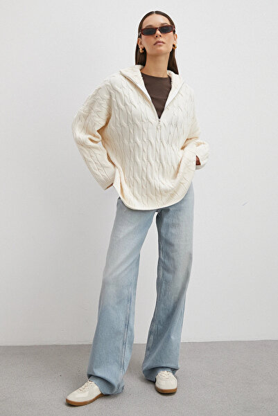 Never more Πλεκτό πουλόβερ με μισό φερμουάρ εκρού