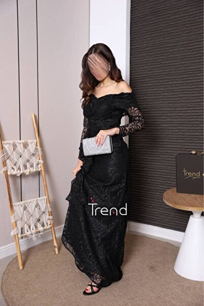 TREND Black Lace Off-Shoulder Dress with Long Sleeves and Side Ruffle