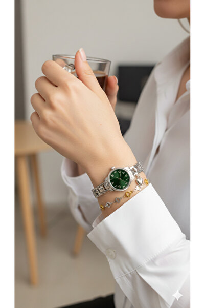 Leerybee Elegant Women's Wristwatch in Heart-Shaped Box with Bracelet Gift