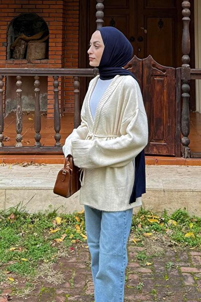 lamelif Knitted Cardigan with Tie Detail Cream