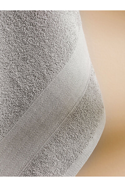 LC Waikiki Блискучі вибори від Shining Store | Банний рушник з вишивкою 70x130 см