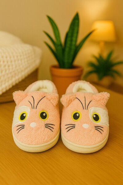 ALB TERLİK AYAKKABI SAN. TİC. LTD. ŞTİ. Women's Plush Cat Face House Slippers – Soft Winter, Non-Slip, Warm Plush Slippers with Cat Pattern