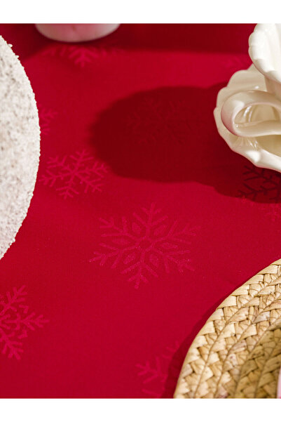 LC Waikiki Red Basic Tablecloth 150X150 cm