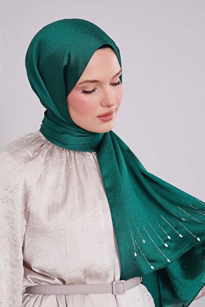 Levidor Green Drop Stone Diamond Shawl