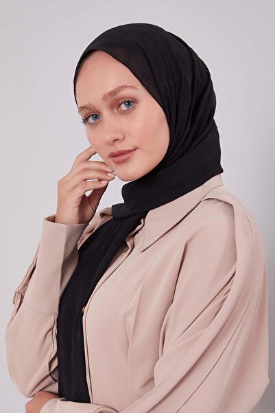 Levidor Black frozen crepe shawl