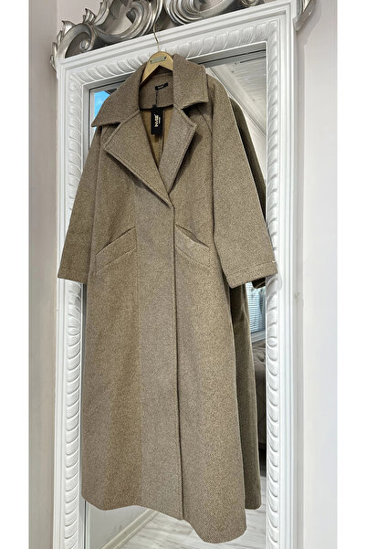 Invee Wool Coat - Beige