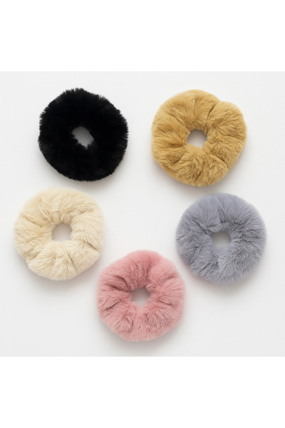 NOT GUILTY Women's Plush Scrunchie Hair Tie – Soft Velvet Hair Elastic 2 Pieces