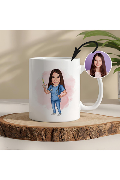 artemoris Hemşire Temalı Kişiye Özel Karikatürlü Kupa – Fotoğraftan Çizim, Öz...