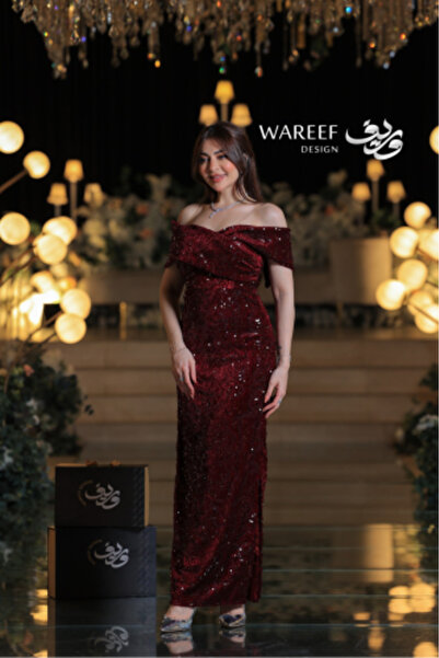 MAC CENTER فستان سهرة عودي طويل بتطريز لامع ولمسة أوف شولدر أنيقة