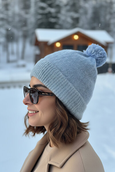 novon Scandinavian Design Warm Fur Inside Soft Textured Beanie