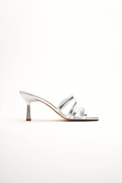 Lizzu Γυναικείες παντόφλες με τακούνι Blunt Whole Design Prana Silver