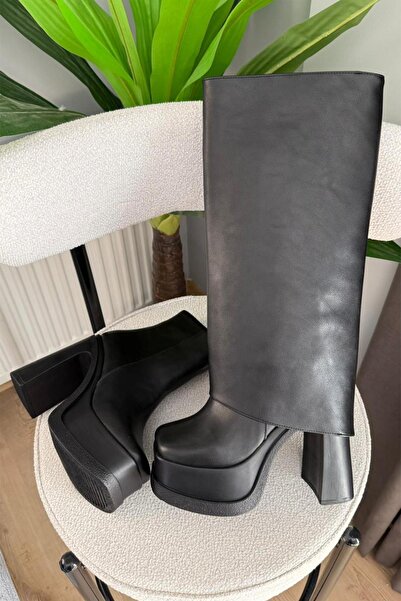 Preshley Women's Herney Black 12 cm Platform Heeled Snap-On Boots