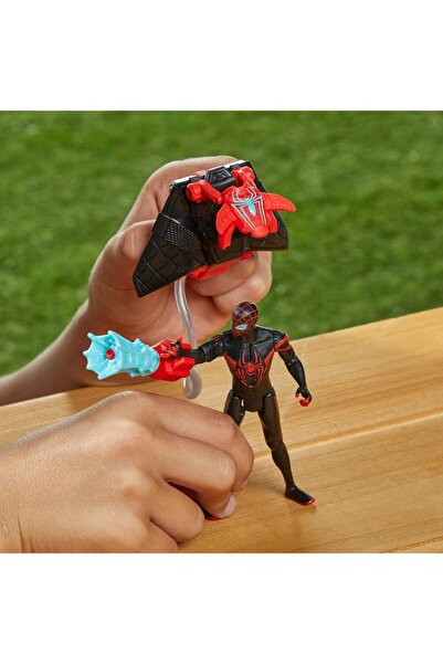 Marvel Aqua Web Warriors Miles Morales Spider-Man 10cm Action Figure with Refillable Water Gear