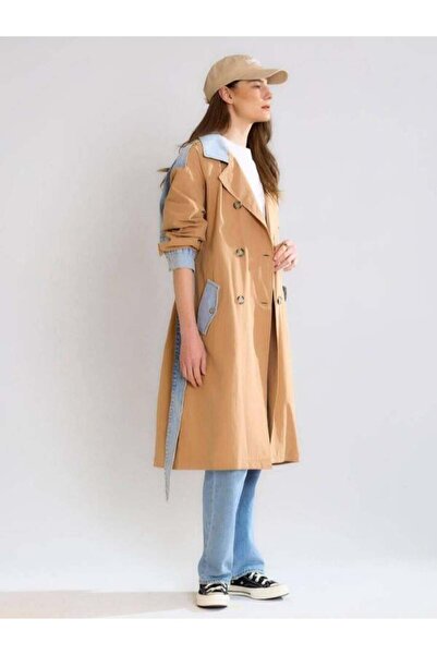 Robin 87077 Jean Λεπτομερής μακριά καμπαρντίνα με λεπτομέρειες καραμέλας