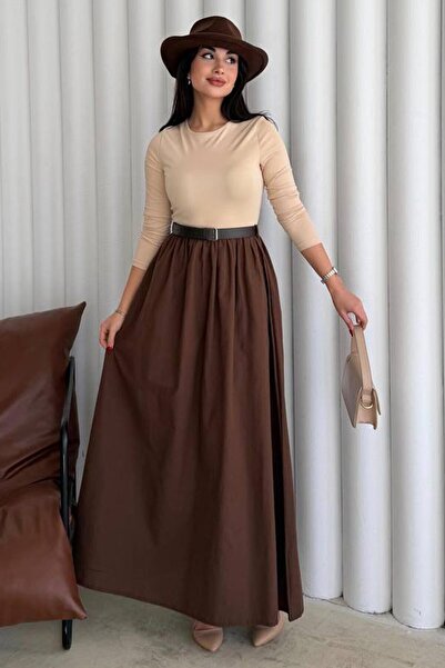 VAGGON Crew Neck Pleated Belted Maxi Dress