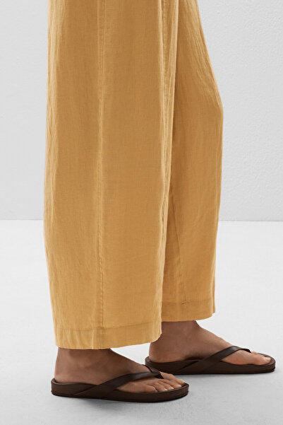 Oysho 100% Linen Barrel Leg Trousers