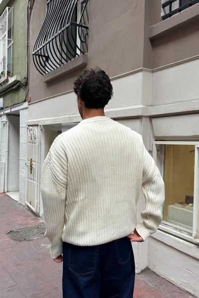 Flaw Wear Ribbed Knitwear Sweater