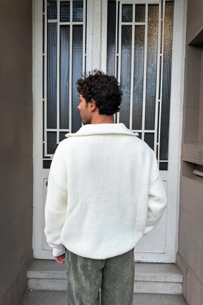 Flaw Wear Basic Zip Sweater