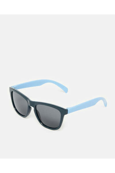 REDTAG Boys White Wayfarer Sunglasses With Printed Case (2 Piece)