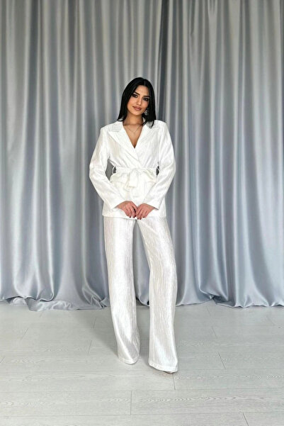 GENCULUS Ecru Belted Waist Jacket and Trousers Shiny Set
