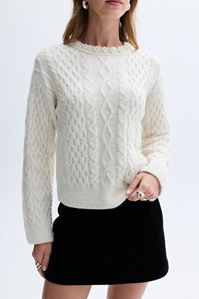 Mudo Mini Skirt with Sewing Details