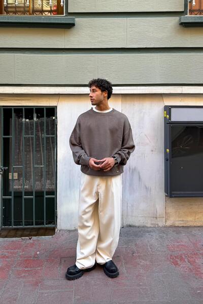 Flaw Wear Ripped Model Knitwear Sweater