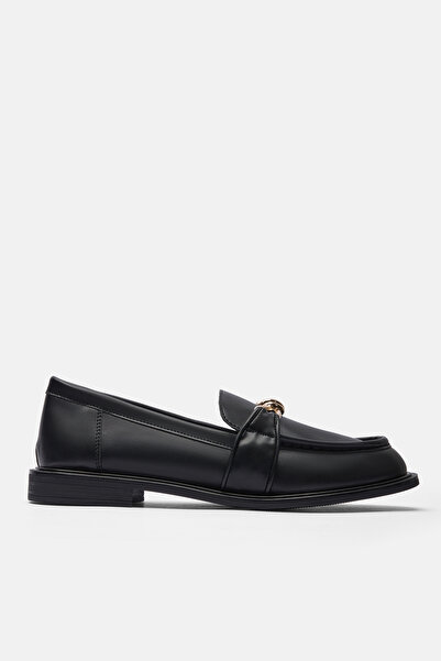 Jorbinol Gold Chain Detailed Loafer - Sutton