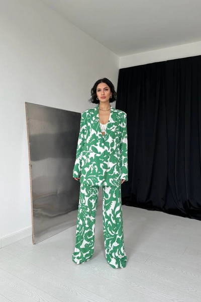 GENCULUS مجموعة السترة والسراويل الخضراء