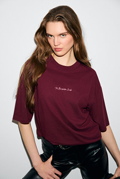 GRIMELANGE Kivato women's 100% cotton soft fabric print detailed burgundy t-shirt