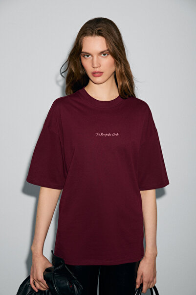 GRIMELANGE Kivato women's 100% cotton soft fabric print detailed burgundy t-shirt