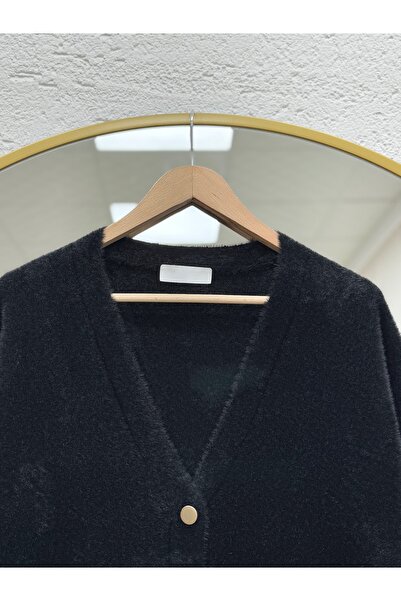 BENAHOLL Alivia Metal Button Long Beard Cardigan-Kr5032 Black