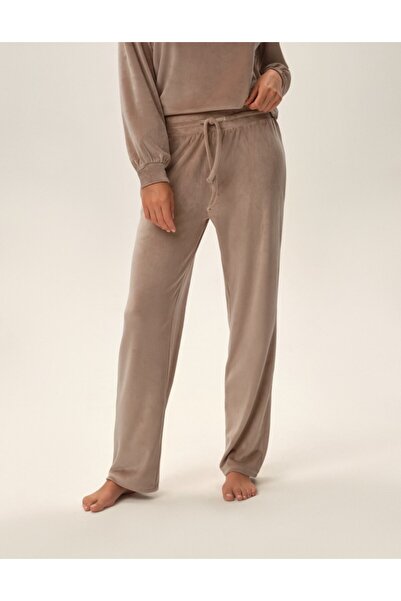 ESOTIQ Women's Velvet Two-Piece Set Homewear Loungewear Long Sleeve Top & Straight Leg Pants Comfy | Jazzy