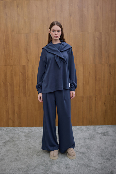 Birgül Bektaş Navy Blue Shawl Detailed Sweatshirt