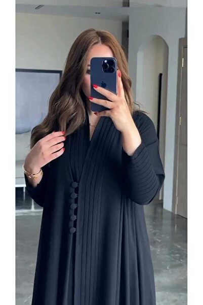 Korean A formal and elegant abaya with pleated details at the front and on the sleeves; practical and neat, half-flared style.