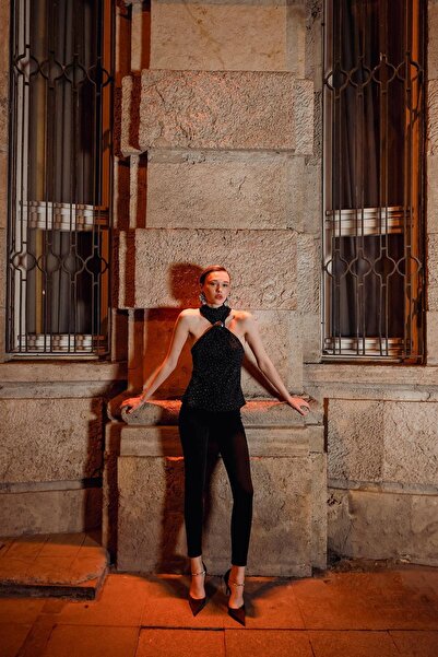 SHILSEE BEUTİQUE Women's Stone-Embellished Silver-Detail Tie-Up Backless Blouse